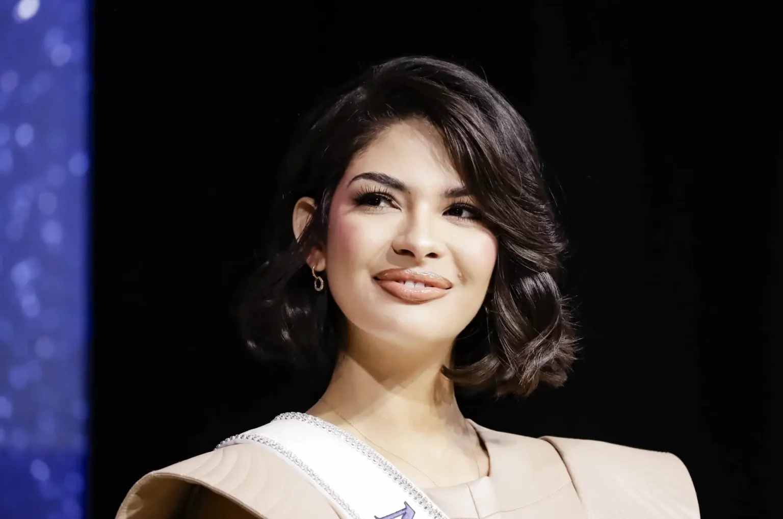 La dueña de Miss Universo informa que la familia de Sheynnis Palacios salió de Nicaragua Sheynnis Palacios
