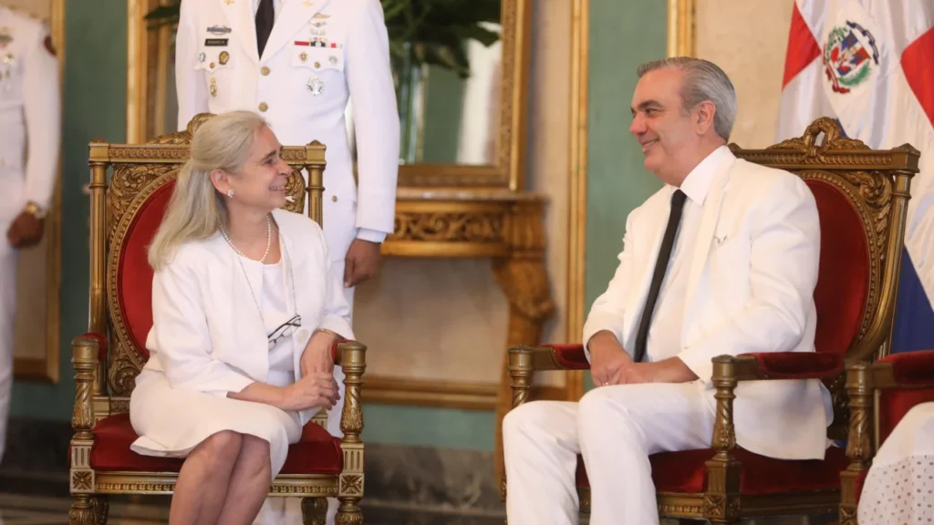 Presidente Luis Abinader recibe cartas credenciales de siete nuevos embajadores Luis Abinader