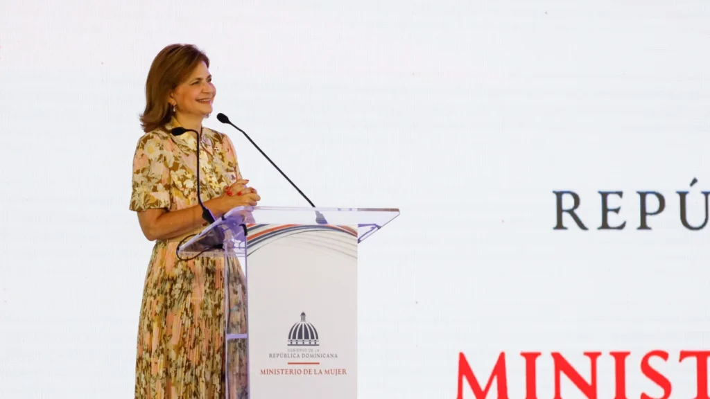 Vicepresidenta Raquel Peña