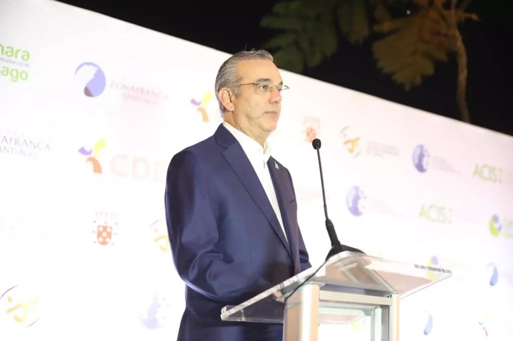 Abinader reafirma compromiso con el desarrollo de Santiago y el Cibao