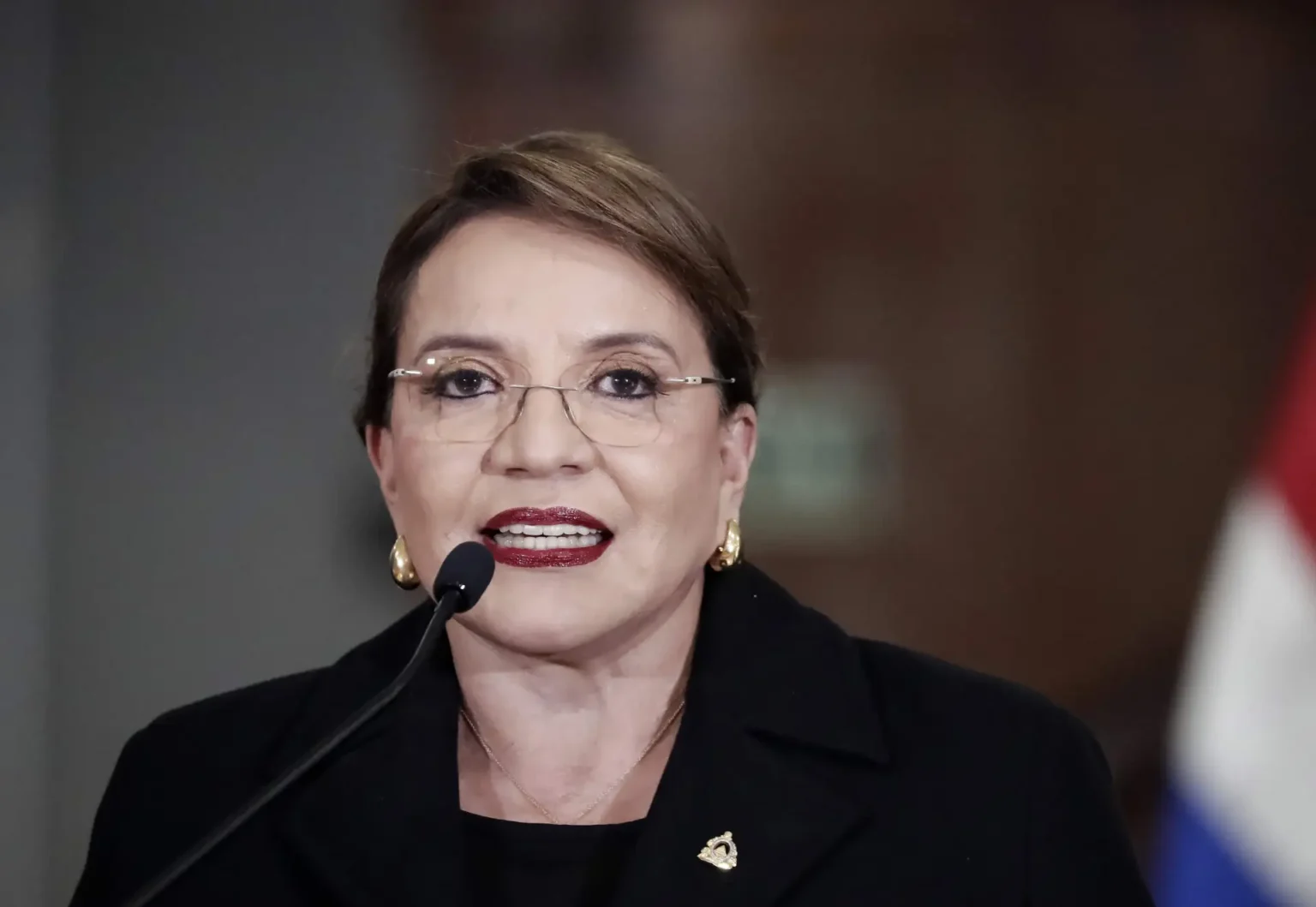 EE.UU. urge a Honduras a repensar su decisión de dar por terminado el pacto de extradición Xiomara Castro