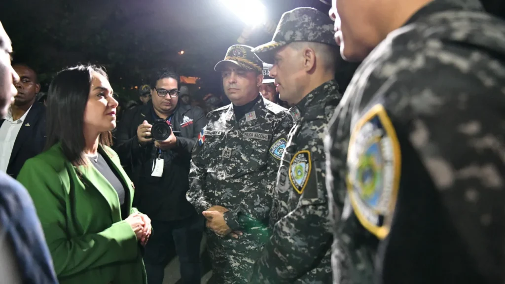 Operación “Garantía de Paz” llega a Santiago; ministra Raful encabeza intervención conjunta Faride Raful