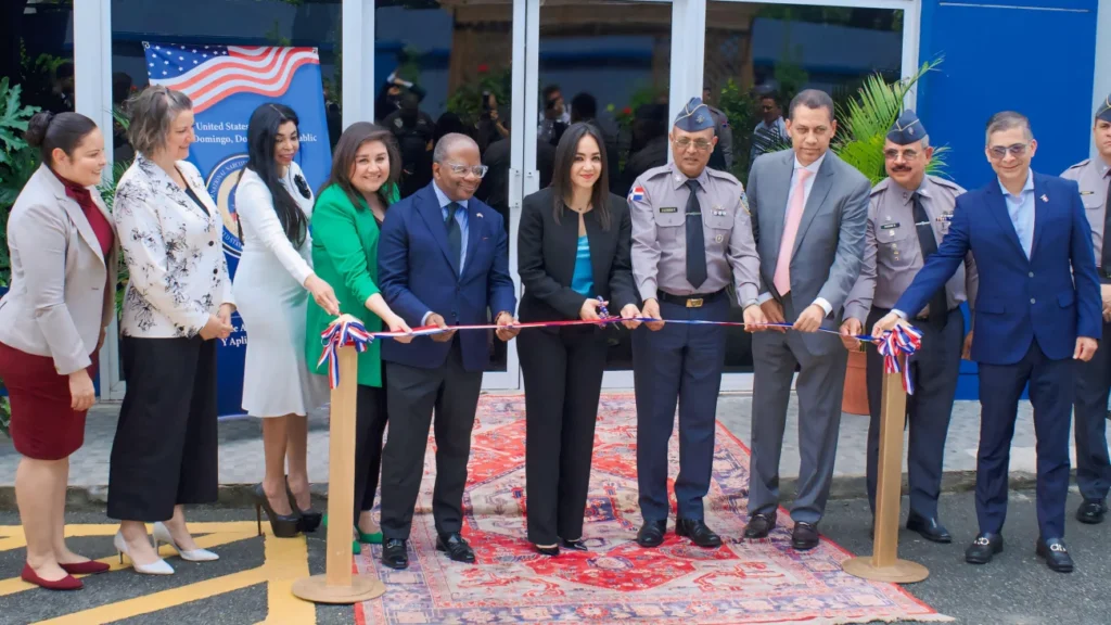 Ministerio de Interior y Policía inaugura Centro de Datos de la Policía Nacional Faride Raful