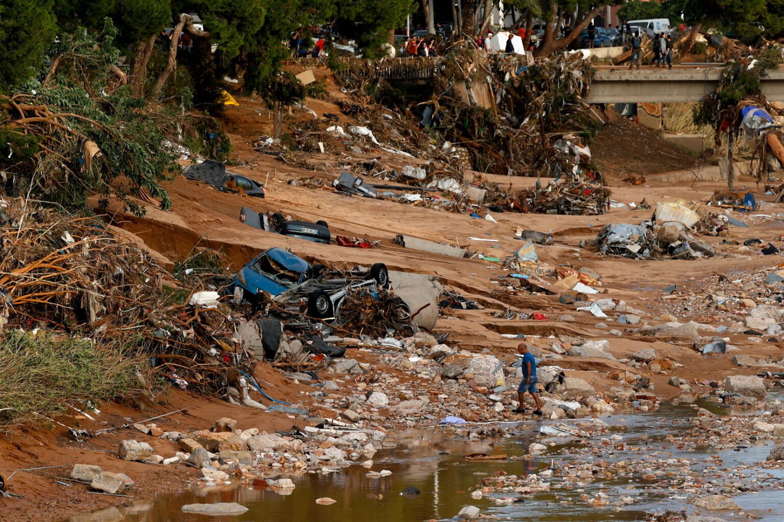 Inundaciones en Valencia: el número de fallecidos por la dana aumenta a 205 Inundaciones en Valencia: el número de fallecidos por la dana aumenta a 205