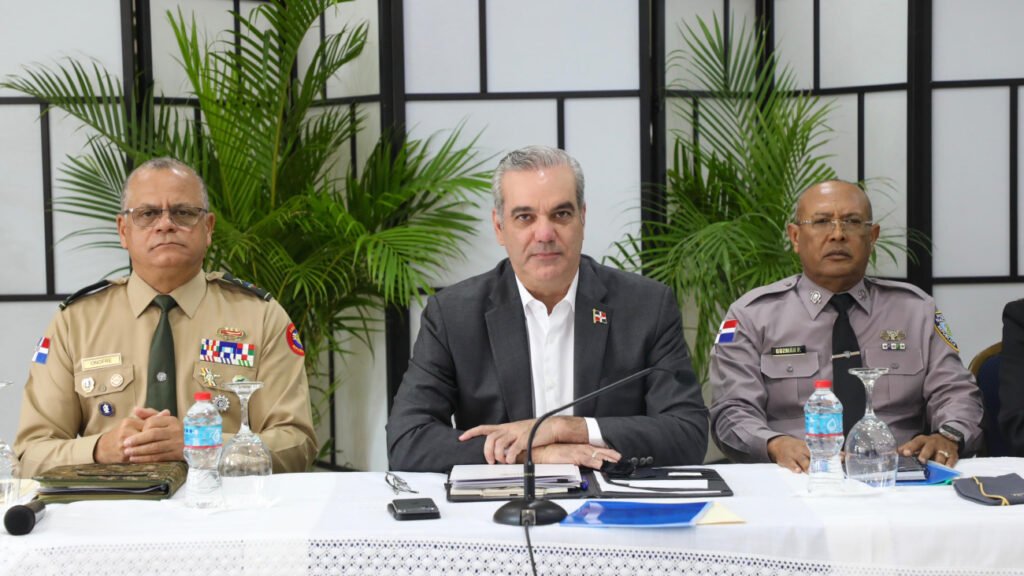 Presidente Abinader encabeza reunión de seguimiento al Plan de Seguridad Ciudadana Abinader encabeza reunión de seguimiento al Plan de Seguridad Ciudadana