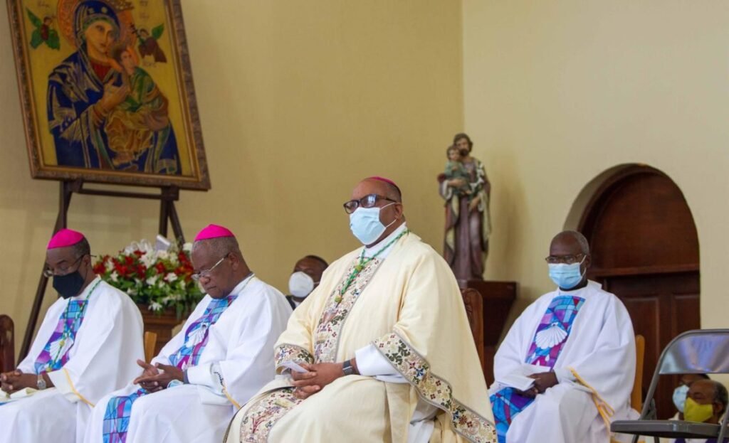 Iglesia Católica pide a la comunidad internacional cumplir promesas con Haití