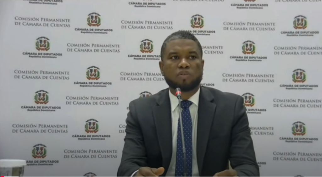 Janel Ramírez califica de “sicarios de la comunicación” a sus críticos mientras defiende su gestión Janel Ramírez califica de "sicarios de la comunicación" a sus críticos mientras defiende su gestión