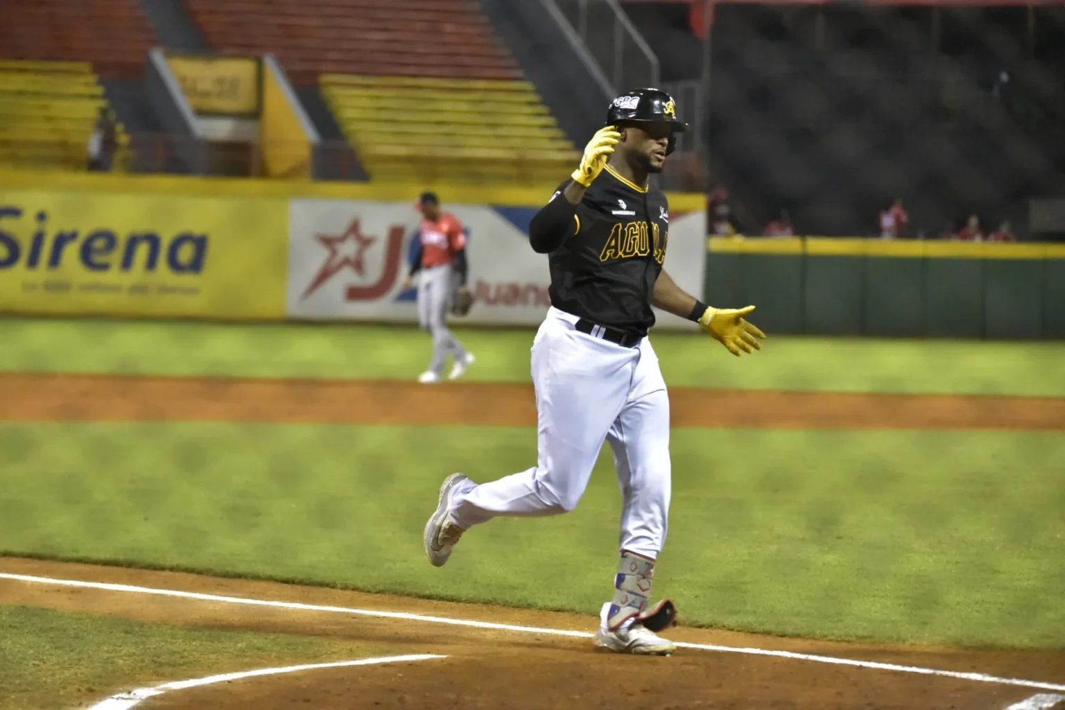 Águilas blanquean al Escogido 1-0 Águilas