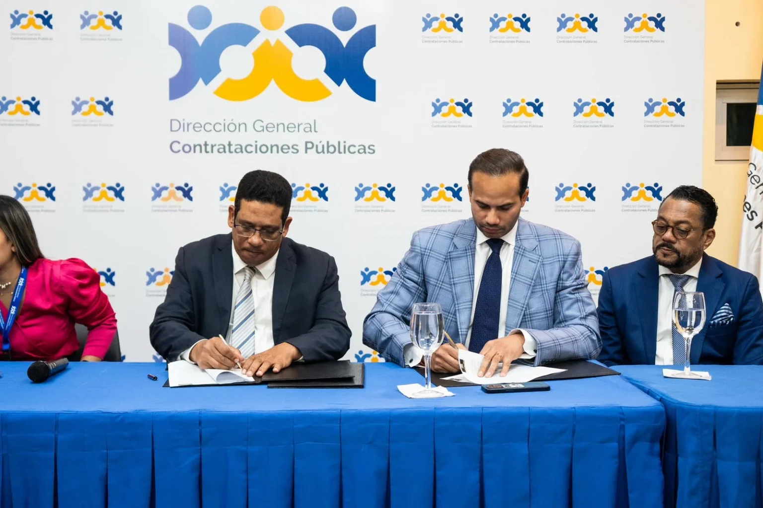 La DGCP y ANIPARD firman acuerdo para promover la sostenibilidad en la construcción de obras públicas DGCP y ANIPARD
