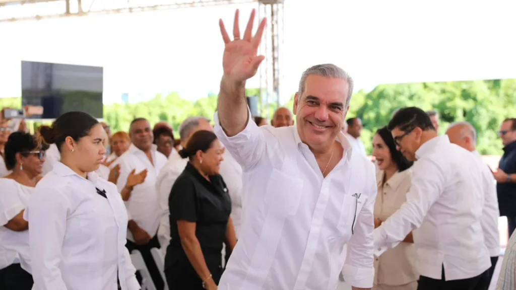 Presidente Abinader inaugurará ocho obras en la provincia Duarte este sábado Presidente Abinader