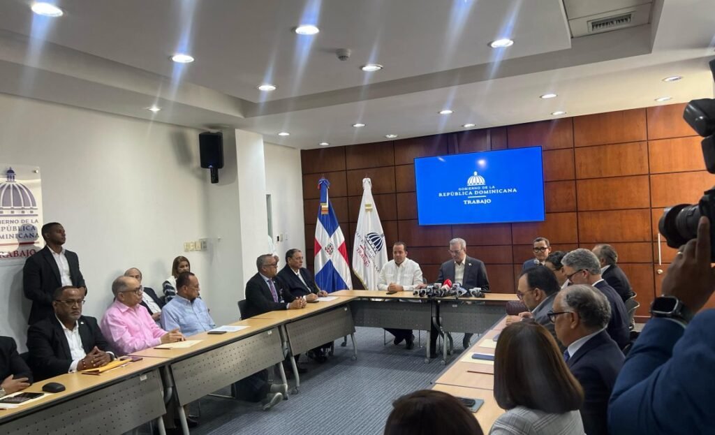 Comité Nacional de Salario dispone un aumento salarial del 20%; será divididos en dos fases