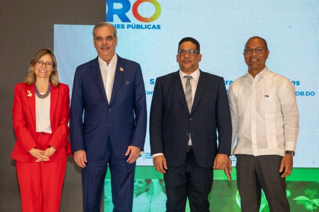 Abinader Promueve Ley de Contrataciones Públicas