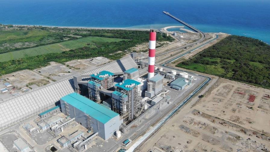 Falla nacional eléctrica provoca apagones, según Celso Marranzini