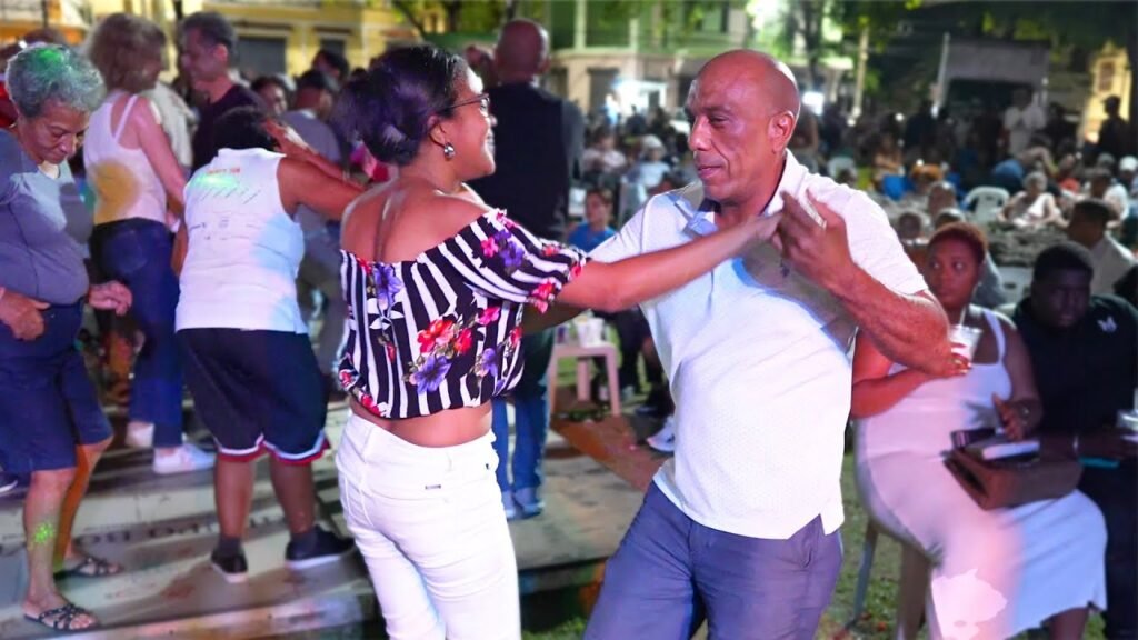 Merengues que anuncian la Navidad en RD