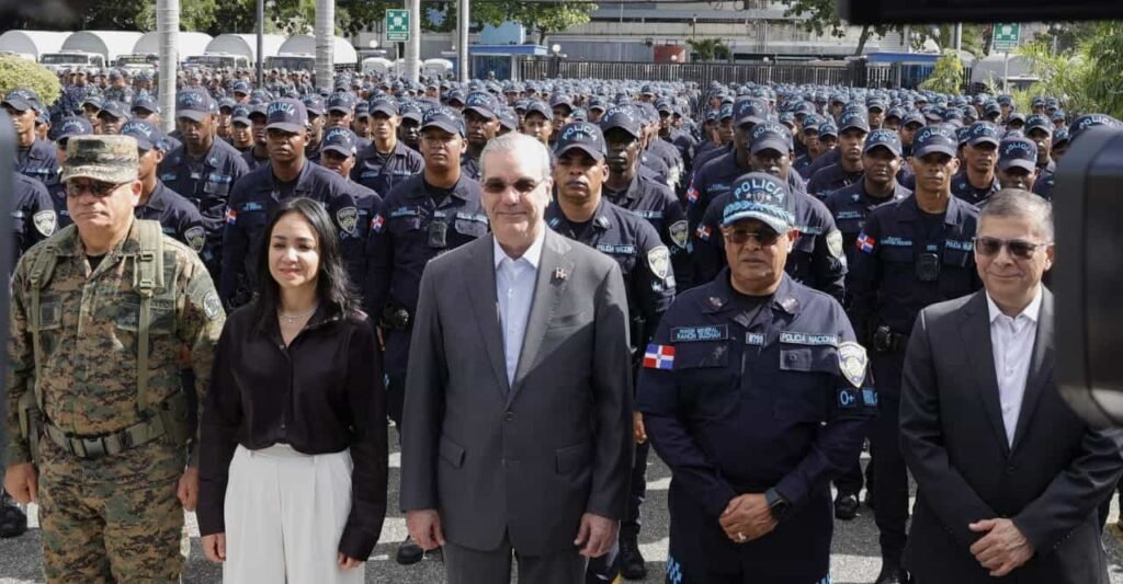 Activan operativo navideño con más de 27 mil agentes en las calles