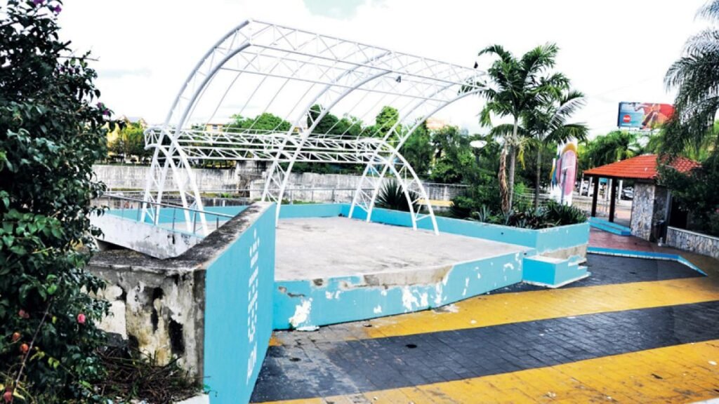 Sin avances visibles en el remozamiento del Parque Núñez de Cáceres