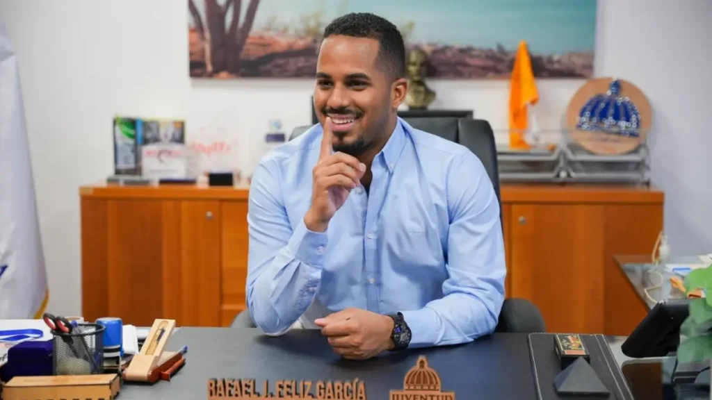 Exrector del ITLA rechaza acusaciones de cobros políticos