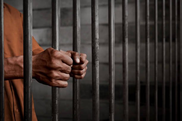 Hombre recibe 26 años de cárcel por matar a su madre